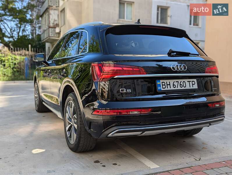 Внедорожник / Кроссовер Audi Q5 2021 в Одессе