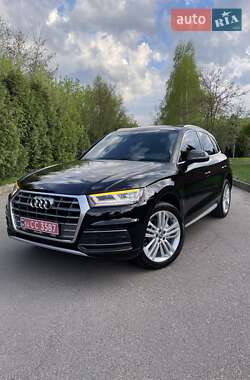 Позашляховик / Кросовер Audi Q5 2019 в Рівному
