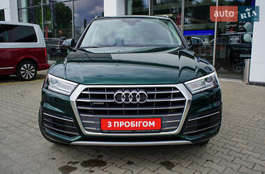 Внедорожник / Кроссовер Audi Q5 2017 в 