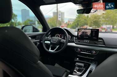 Внедорожник / Кроссовер Audi Q5 2023 в 