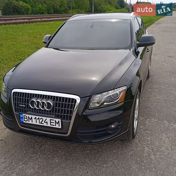 Внедорожник / Кроссовер Audi Q5 2011 в 