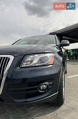 Внедорожник / Кроссовер Audi Q5 2011 в 