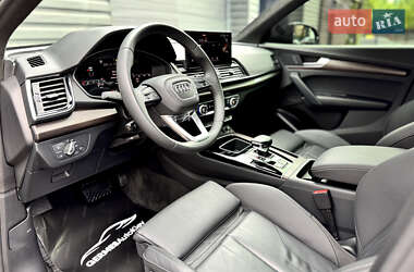 Внедорожник / Кроссовер Audi Q5 2023 в 