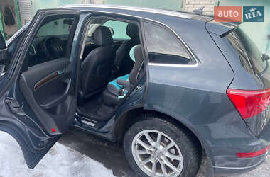 Внедорожник / Кроссовер Audi Q5 2011 в 