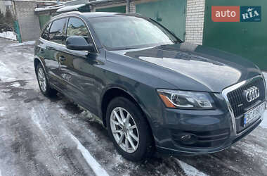 Внедорожник / Кроссовер Audi Q5 2011 в 