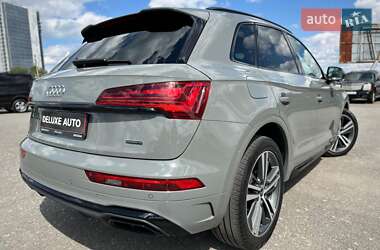Внедорожник / Кроссовер Audi Q5 2022 в 