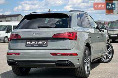 Внедорожник / Кроссовер Audi Q5 2022 в 
