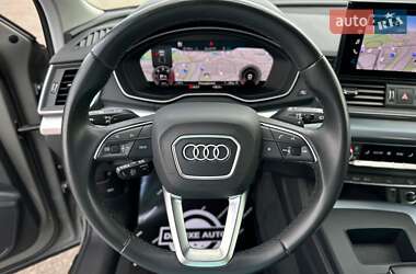 Внедорожник / Кроссовер Audi Q5 2022 в 