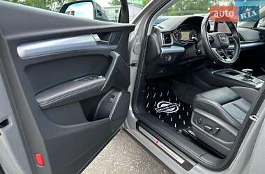 Внедорожник / Кроссовер Audi Q5 2022 в 