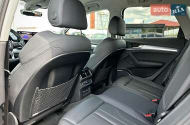 Внедорожник / Кроссовер Audi Q5 2022 в 