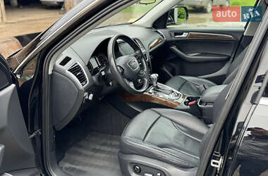 Внедорожник / Кроссовер Audi Q5 2017 в 