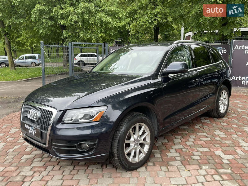 Внедорожник / Кроссовер Audi Q5 2012 в 