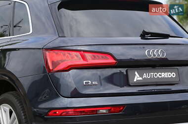 Позашляховик / Кросовер Audi Q5 2019 в 