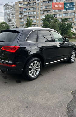 Внедорожник / Кроссовер Audi Q5 2016 в 