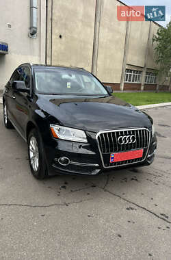Внедорожник / Кроссовер Audi Q5 2016 в 