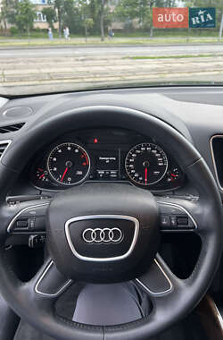 Внедорожник / Кроссовер Audi Q5 2016 в 