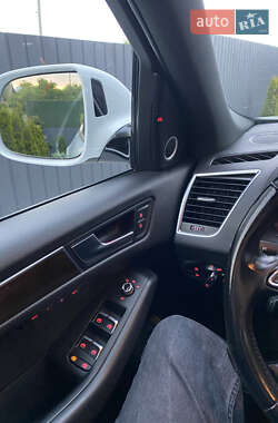 Позашляховик / Кросовер Audi Q5 2015 в 
