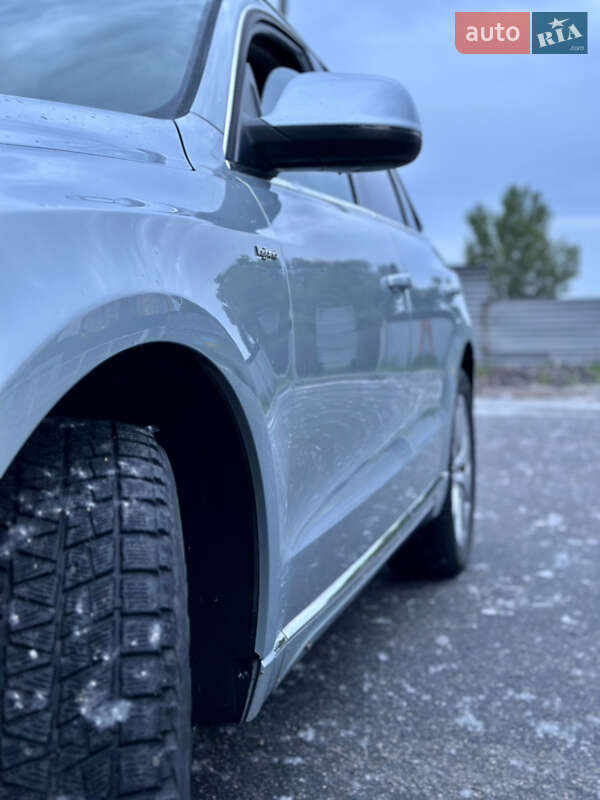 Внедорожник / Кроссовер Audi Q5 2012 в Киеве