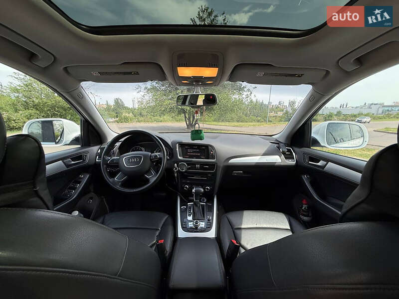 Позашляховик / Кросовер Audi Q5 2013 в Кривому Розі
