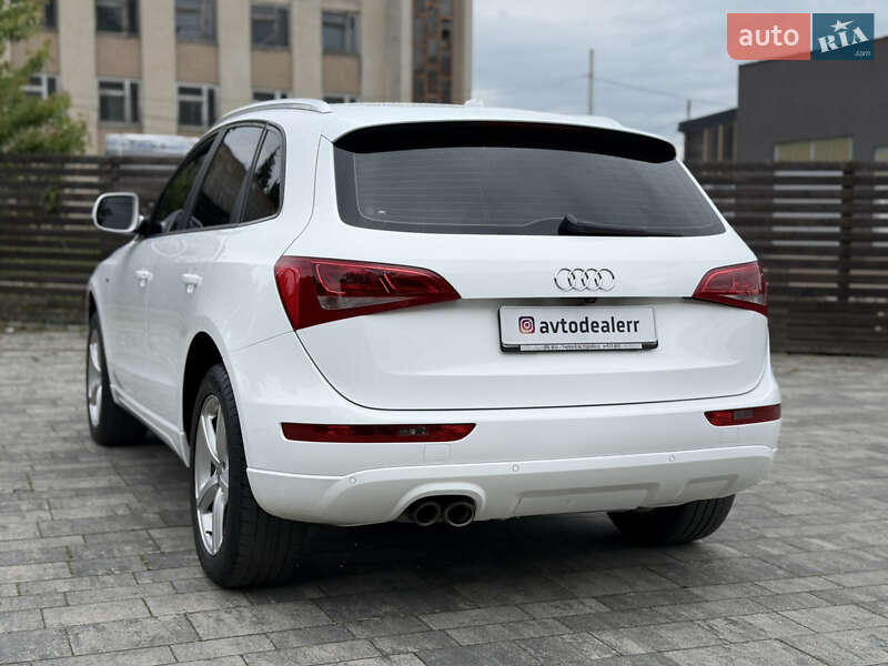 Внедорожник / Кроссовер Audi Q5 2012 в Тячеве