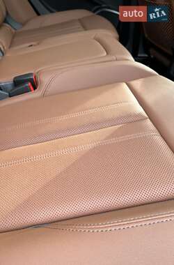 Внедорожник / Кроссовер Audi Q5 2021 в 
