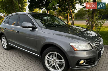Внедорожник / Кроссовер Audi Q5 2015 в 