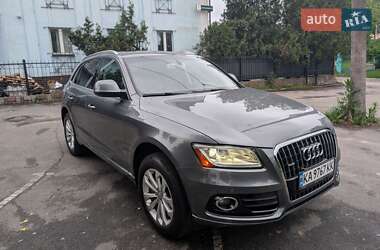 Позашляховик / Кросовер Audi Q5 2015 в 