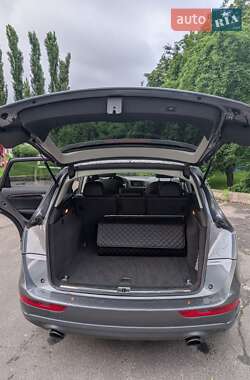 Позашляховик / Кросовер Audi Q5 2015 в 