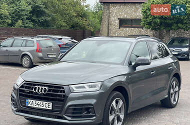Внедорожник / Кроссовер Audi Q5 2020 в 