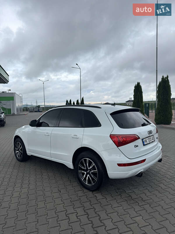 Внедорожник / Кроссовер Audi Q5 2012 в Ровно