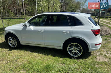 Позашляховик / Кросовер Audi Q5 2013 в 