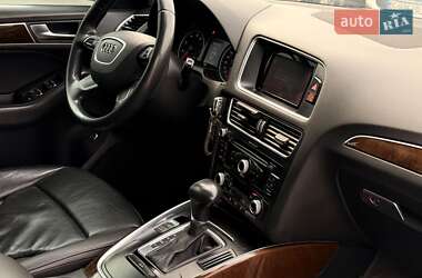 Внедорожник / Кроссовер Audi Q5 2016 в 