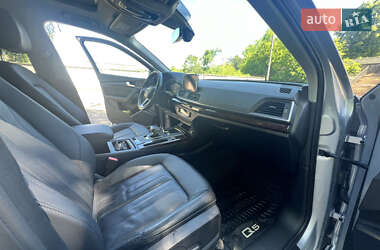 Внедорожник / Кроссовер Audi Q5 2018 в 