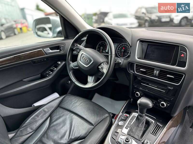 Внедорожник / Кроссовер Audi Q5 2013 в Львове