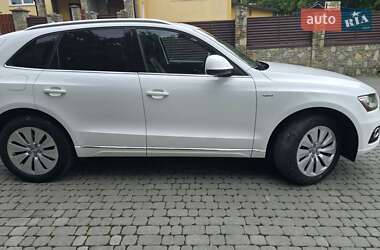 Внедорожник / Кроссовер Audi Q5 2012 в 