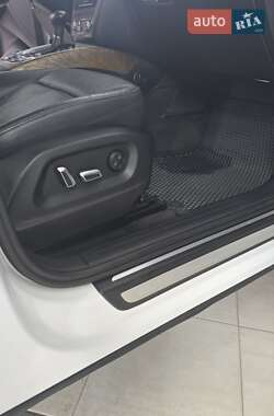 Внедорожник / Кроссовер Audi Q5 2012 в 