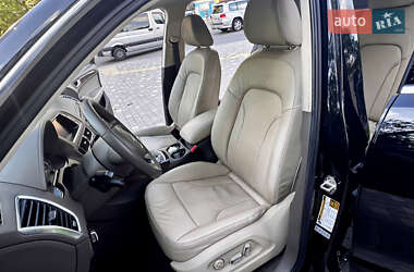 Внедорожник / Кроссовер Audi Q5 2015 в 
