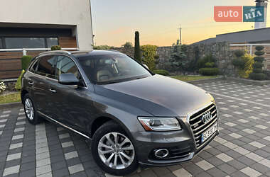 Внедорожник / Кроссовер Audi Q5 2015 в 