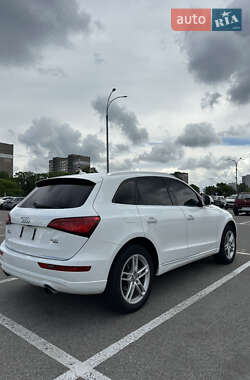 Позашляховик / Кросовер Audi Q5 2014 в 