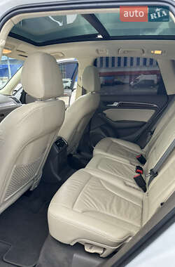 Позашляховик / Кросовер Audi Q5 2014 в 