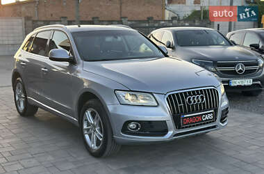 Внедорожник / Кроссовер Audi Q5 2015 в 