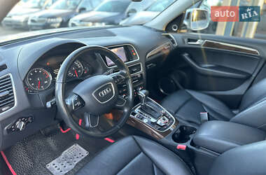 Внедорожник / Кроссовер Audi Q5 2015 в 
