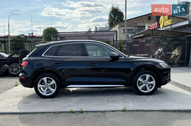 Позашляховик / Кросовер Audi Q5 2020 в 