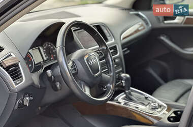 Позашляховик / Кросовер Audi Q5 2010 в 