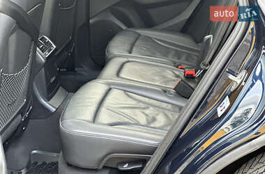 Позашляховик / Кросовер Audi Q5 2010 в 