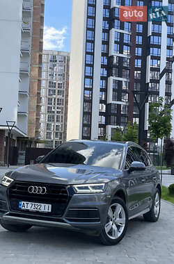 Позашляховик / Кросовер Audi Q5 2019 в Івано-Франківську