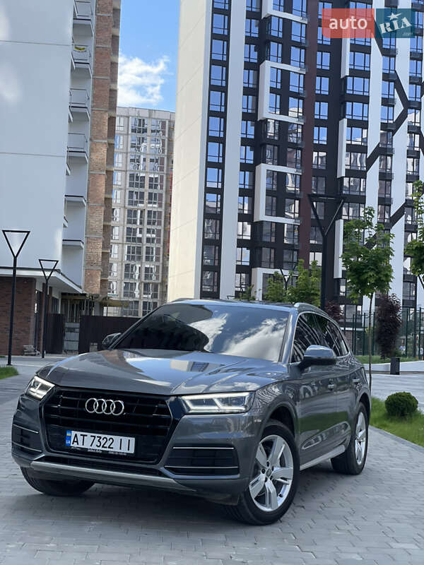 Внедорожник / Кроссовер Audi Q5 2019 в Ивано-Франковске