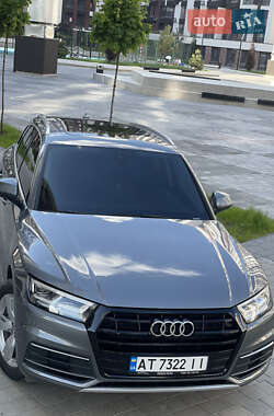 Внедорожник / Кроссовер Audi Q5 2019 в 