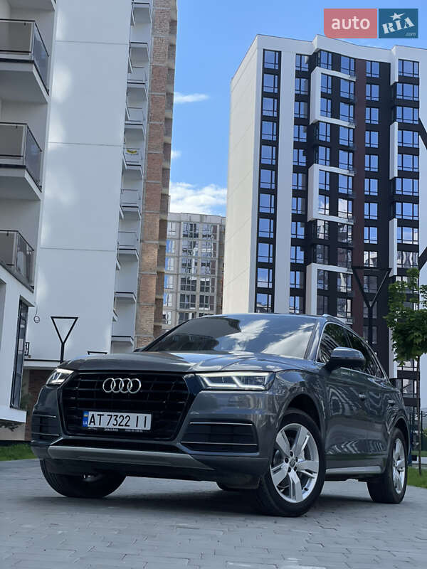 Внедорожник / Кроссовер Audi Q5 2019 в Ивано-Франковске