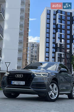 Внедорожник / Кроссовер Audi Q5 2019 в 